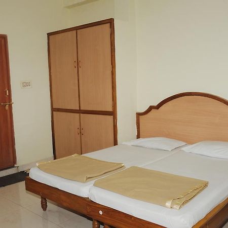 Hotel Agarala Residency Tirupati Exterior foto